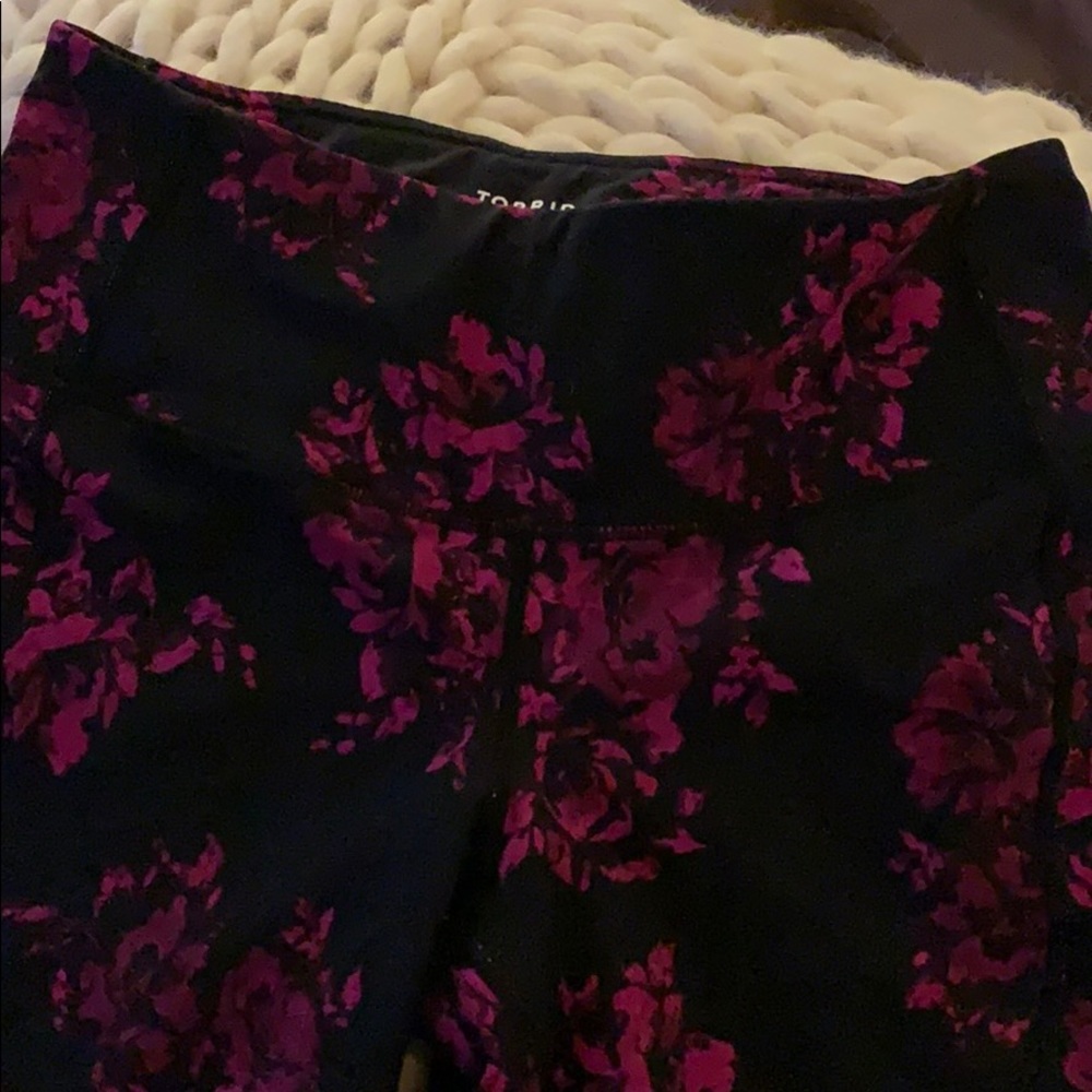 Torrid brand workout Capri leggings